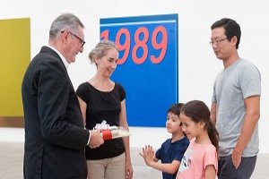 visitor receiving award